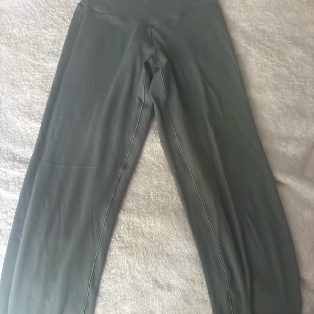 Aerie olive green Leggings